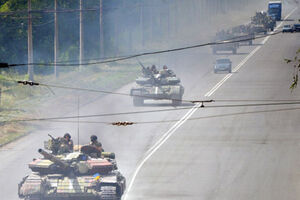 Ucrânia acusa separatistas russos de abaterem dois aviões militares