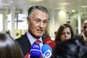 Cavaco promulga revisão da lei do segredo de Estado