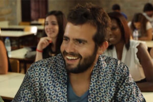 A casa de João Manzarra transformou-se numa escola (vídeo)