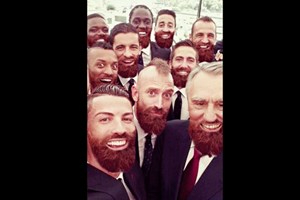 Conheça o autor da 'selfie' da selecção com barba