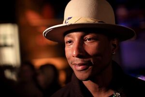 Pharrell Williams - Happy (Official Music Video).mp4