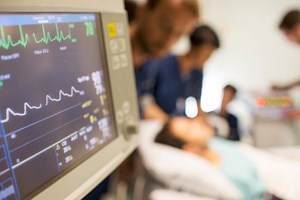 Médico deu alta a doente que morreu no mesmo dia. Está acusado de homicídio por negligência