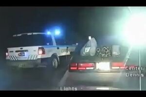 FootageHandcuffedWomanPolice.mp4