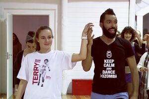 20150130_Aula_Kizomba_DPO_FINAL.mp4