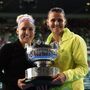Mattek-Sands e Safarova campeãs em pares femininos