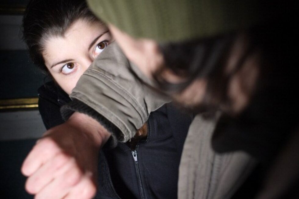 Violência afeta mulheres e homens em Portugal