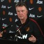 Manchester United despede Van Gaal. Segue-se Mourinho?