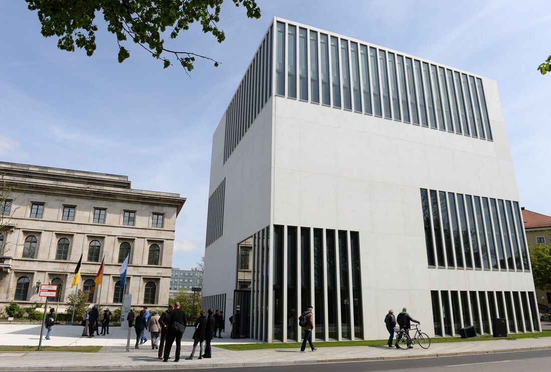 Museu sobre Partido Nazi abre portas em Munique