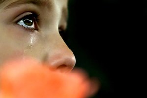 OMS alerta para custos físicos, mentais e económicos da Mutilação Genital Feminina