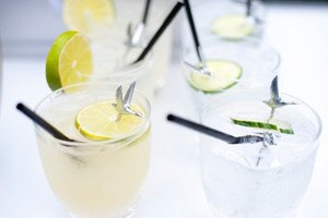 Há leitão e cocktails… na Feira do Livro de Lisboa