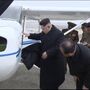 Kim Jong-Un pilota avião fabricado na Coreia do Norte