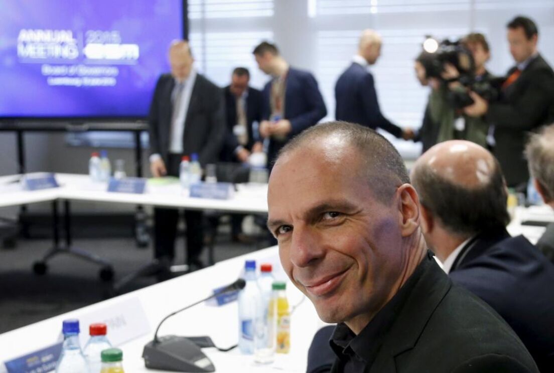 Eurogrupo termina reunião sem decisão sobre a Grécia