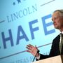 Lincoln Chafee é o novo candidato à Casa Branca