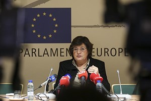 Ana Gomes confirma que a sua assinatura foi falsificada
