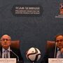 Blatter diz que Platini o avisou que seria preso