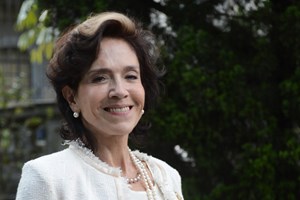 Yoná Magalhães morre aos 80 anos