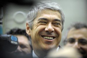 Escutas do Marquês apanham 84 telemóveis e mais 16 histórias