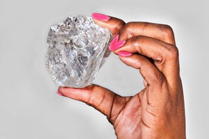 Botsuana anuncia descoberta de terceiro maior diamante conhecido no mundo
