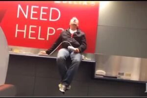 Guy stranded in airport recreates Celine Dion music video.mp4