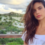 A sensual produção de Sara Sampaio em St. Barths