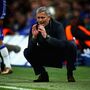 José Mourinho já não é treinador do Chelsea