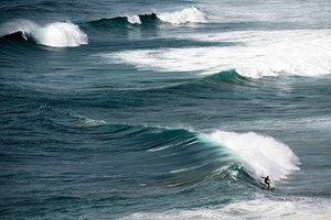 Nazaré recebe prova do Mundial de surf em ondas grandes