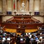 Parlamento debateu Orçamento do Estado e privatização da TAP