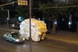 China_Trici_boxes.mp4