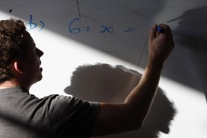 Governo mantém proposta: progressão dos professores só na próxima legislatura