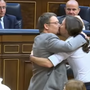 O beijo dos deputados espanhóis