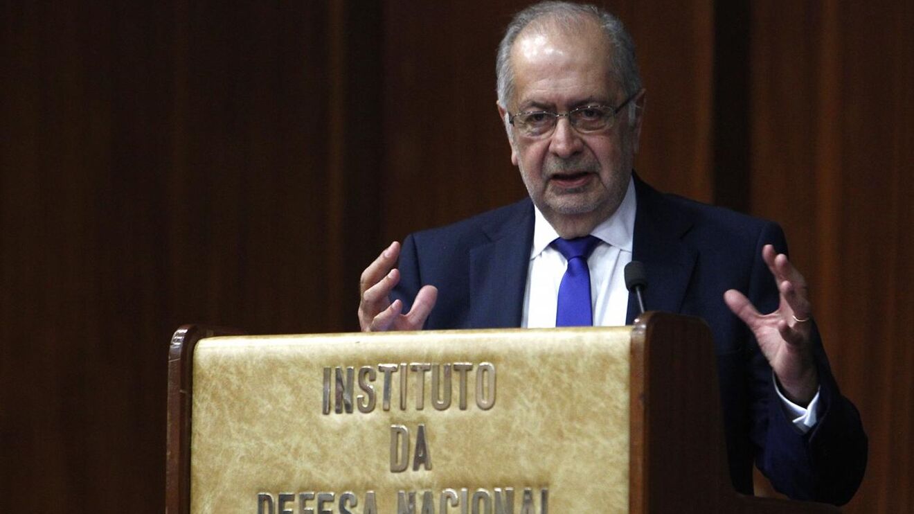 Jaime Gama voltou a uma acção do PS Portugal SÁBADO