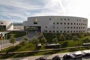 Fundação Champalimaud anuncia prémio de 1ME para 'erradicar o cancro'