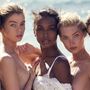 Sensualidade de Sara Sampaio e amigas na capa da Vogue