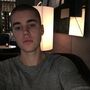 Justin Bieber cortou o cabelo e a Internet reagiu