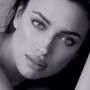 Irina Shayk sensual em nova produção