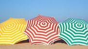 <![CDATA[ APA esclarece que banhistas podem colocar chapéus-de-sol em frente às concessões de praia ]]>