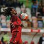 Quem é o único jogador mais novo do que Renato Sanches? 