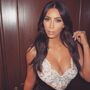 Kim Kardashian revela quanto tempo demora a maquilhar-se
