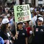 Escola pública manifesta-se nas ruas de Lisboa