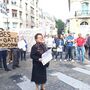 Emigrantes lesados do BES manifestam-se em Paris