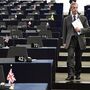 Farage: Deputados europeus “nunca fizeram trabalho de jeito”