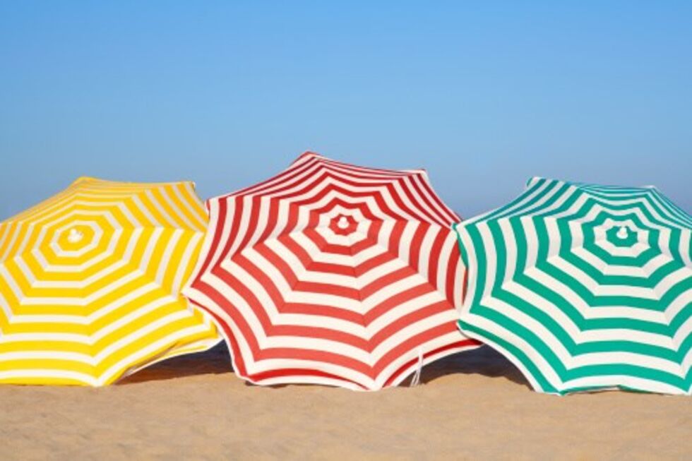 Pode-se colocar o chapéu-de-sol em frente às concessões de praia? Pode