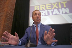 Porque deixou Farage o barco da 'independência' da UE?