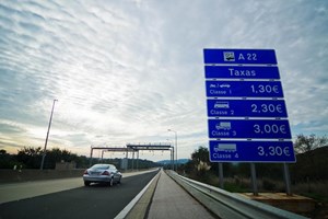PR promulga diploma do Governo que reduz portagens no interior e Algarve