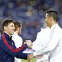 Ronaldo e Messi disputam primeiro galardão da temporada