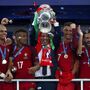 Portugueses fizeram 4 levantamentos em média durante Euro2016