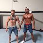 Ronaldo no ringue com o 'irmão' McGregor. As fotos não mentem