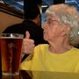 Chegar aos 102 anos? 'Bebe cerveja' todos os dias