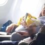 Bebé nasce a bordo de avião e recebe um milhão de milhas