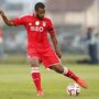 Sidnei rende 5 milhões ao Benfica